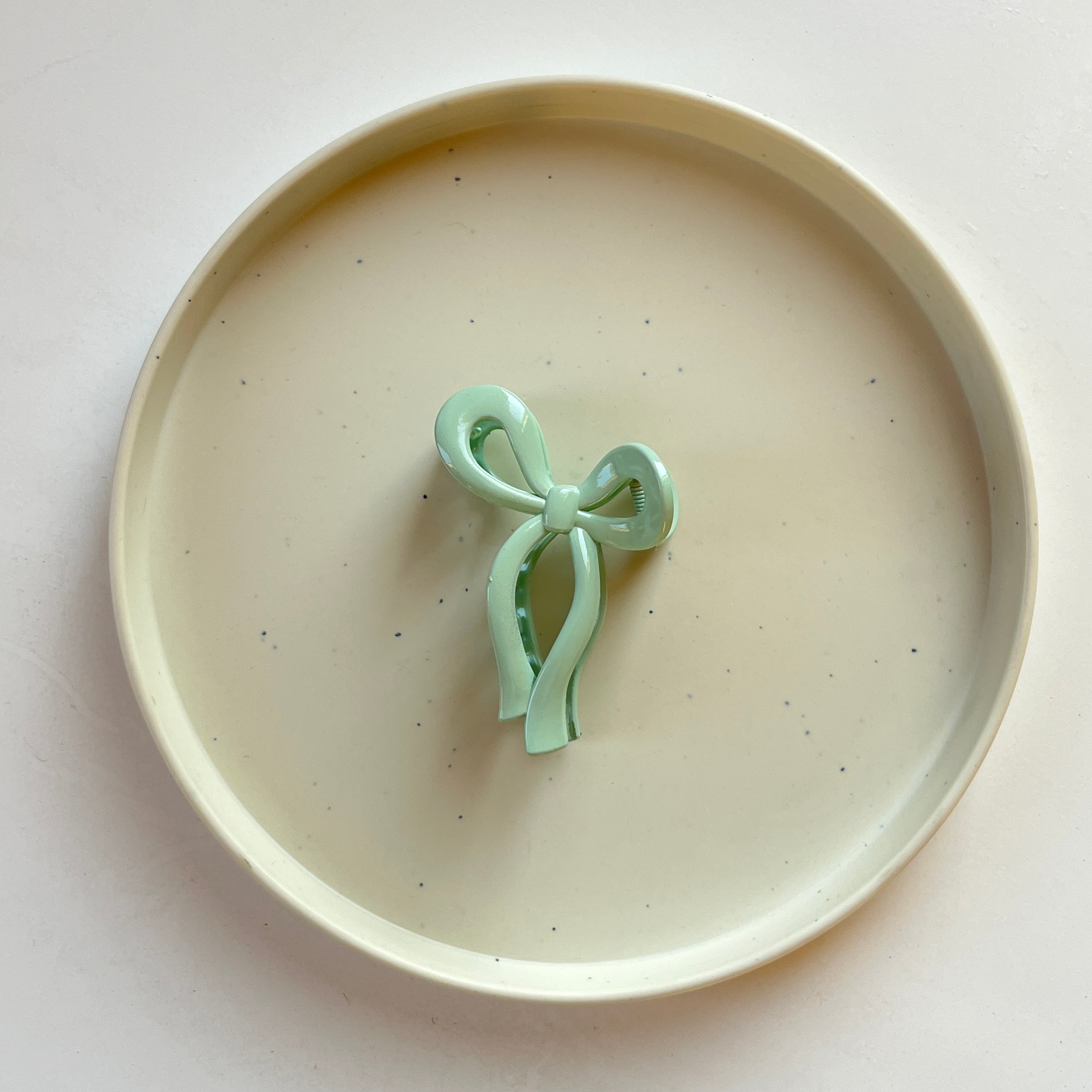 Bow Knot Medium Hair Claw