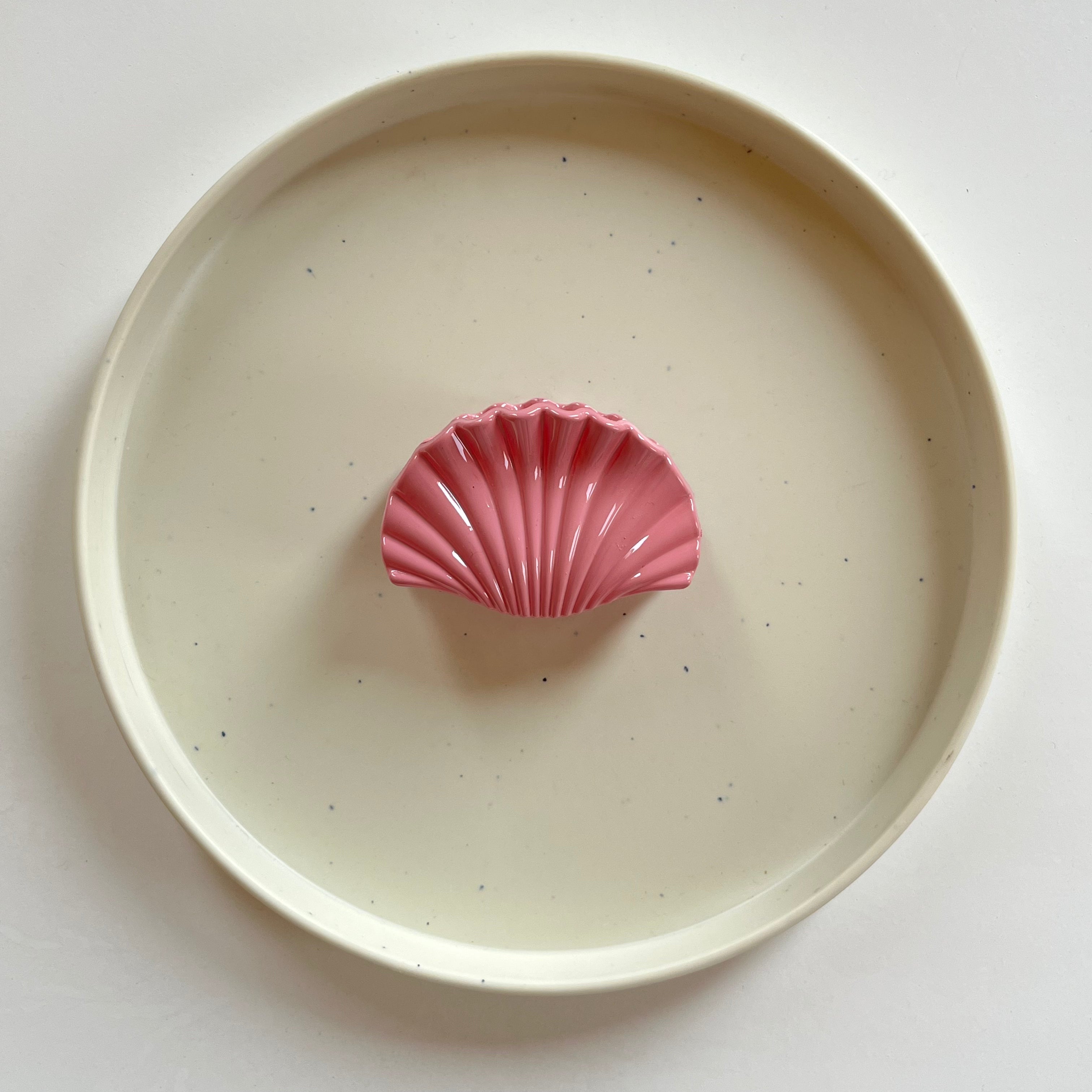 Shell Arc Medium Hair Claw