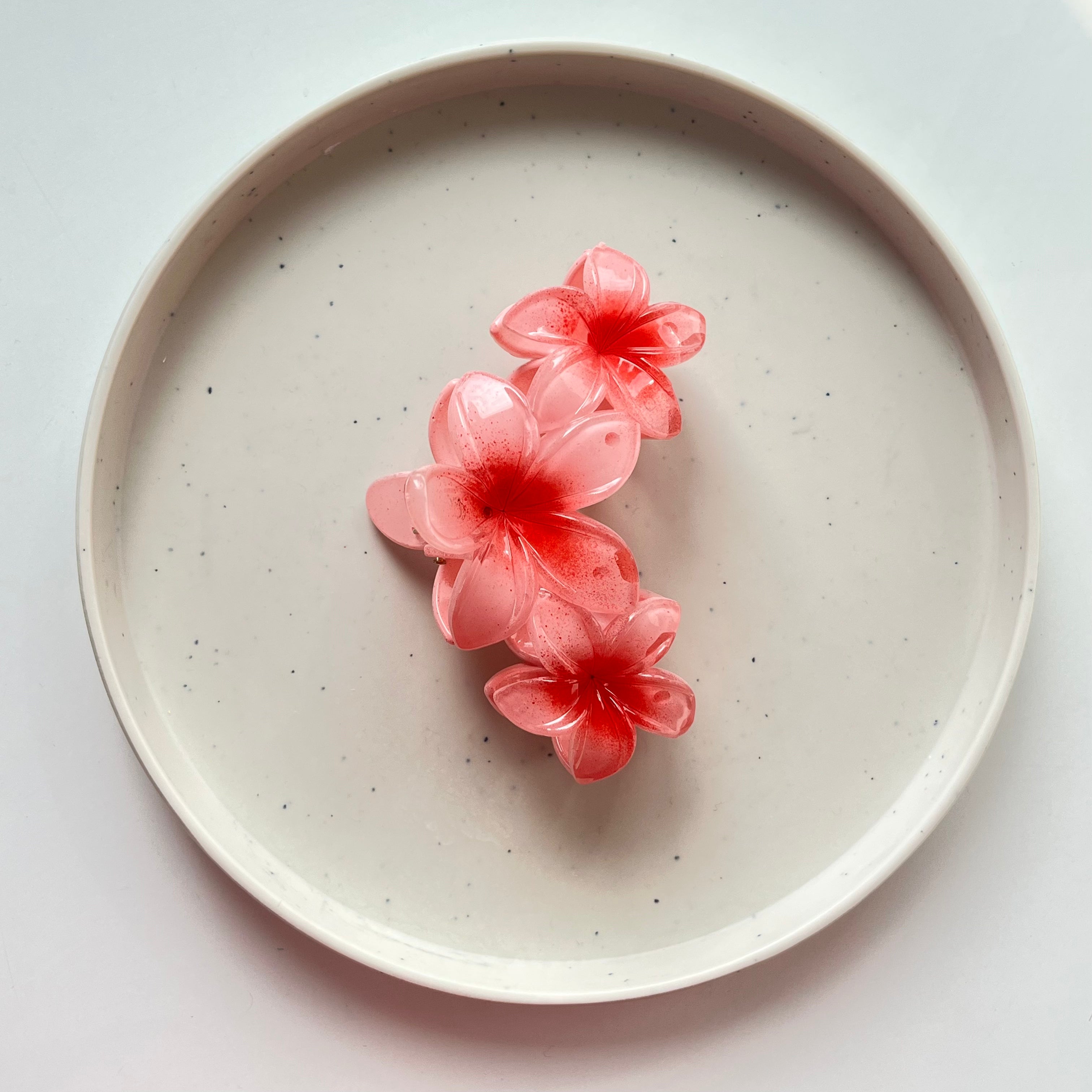 Aurora Bloom – Large Floral Claw