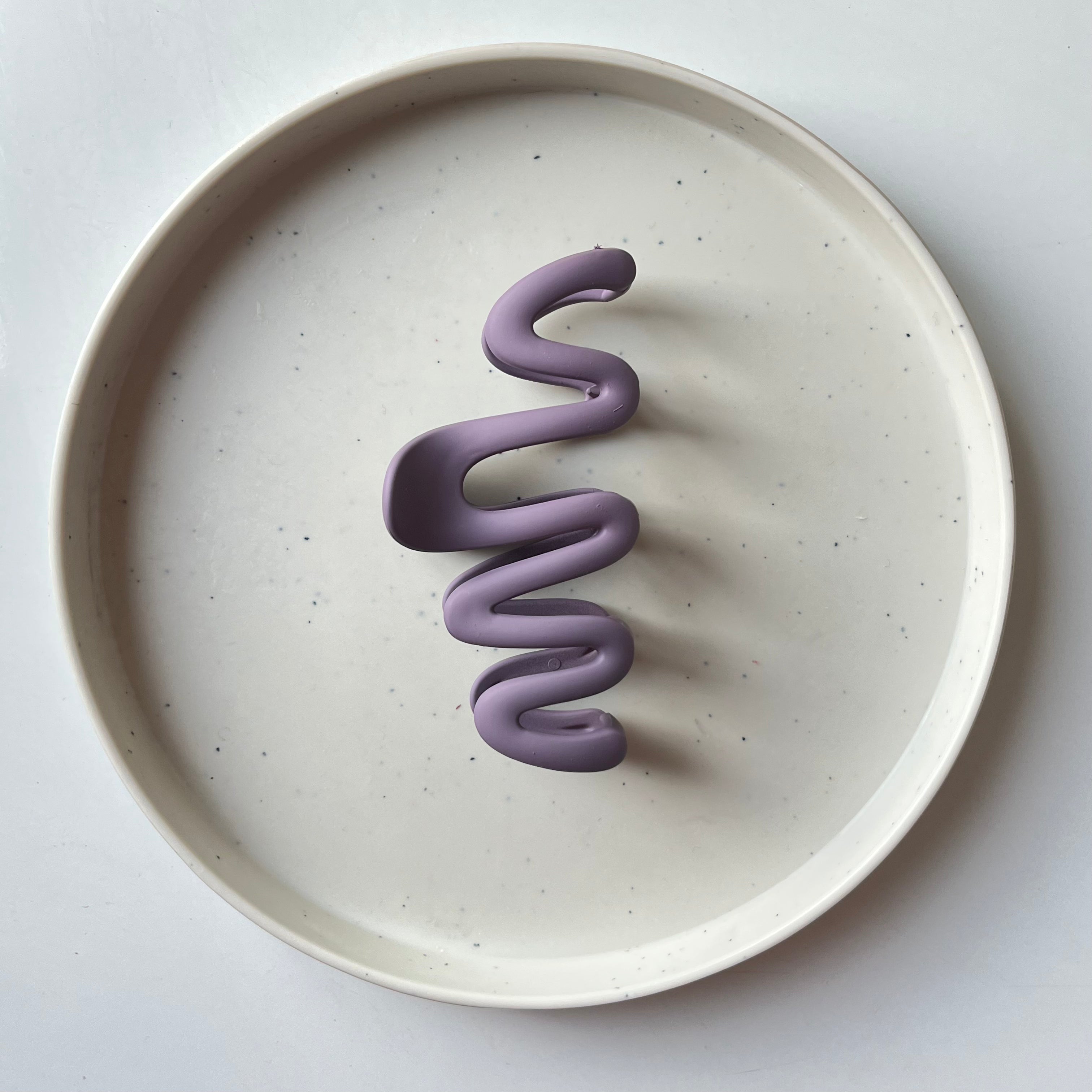 Serpentina – Large Matte Wave Clip
