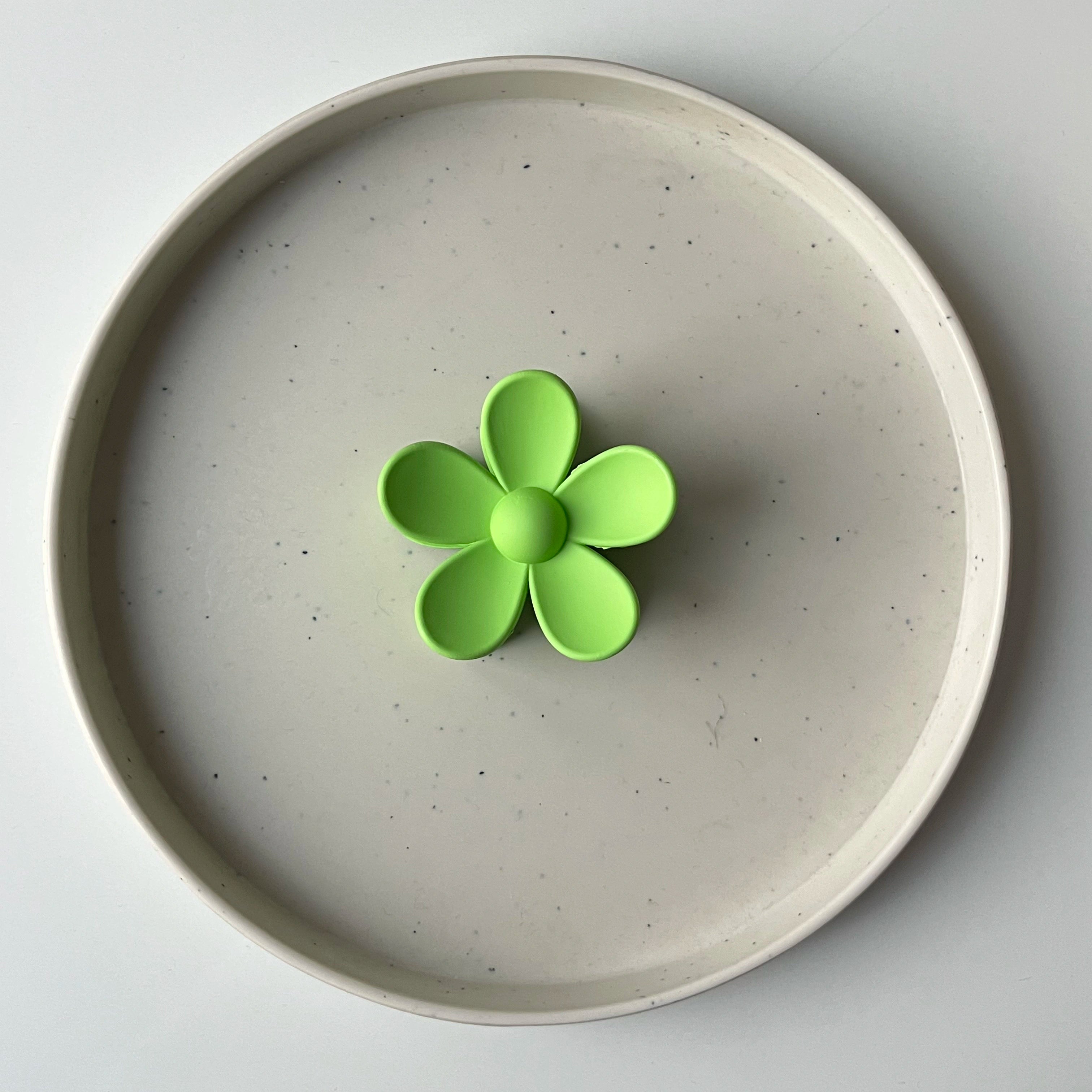 PetalPop – Medium Daisy Clip