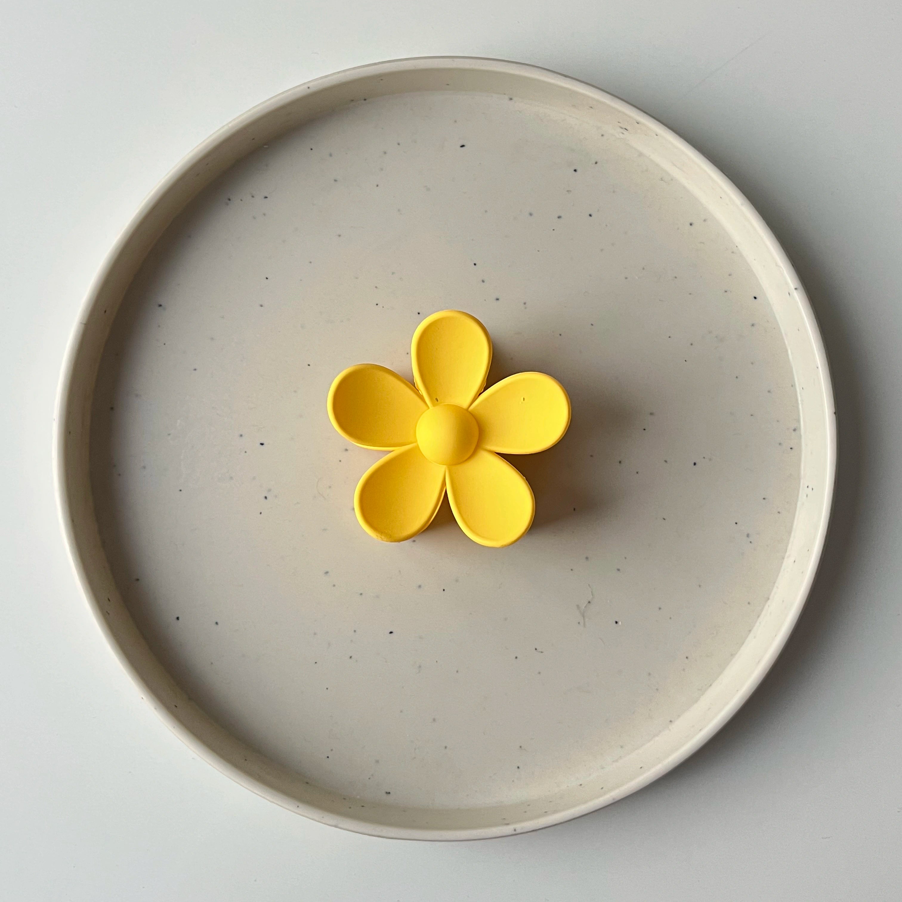 PetalPop – Medium Daisy Clip