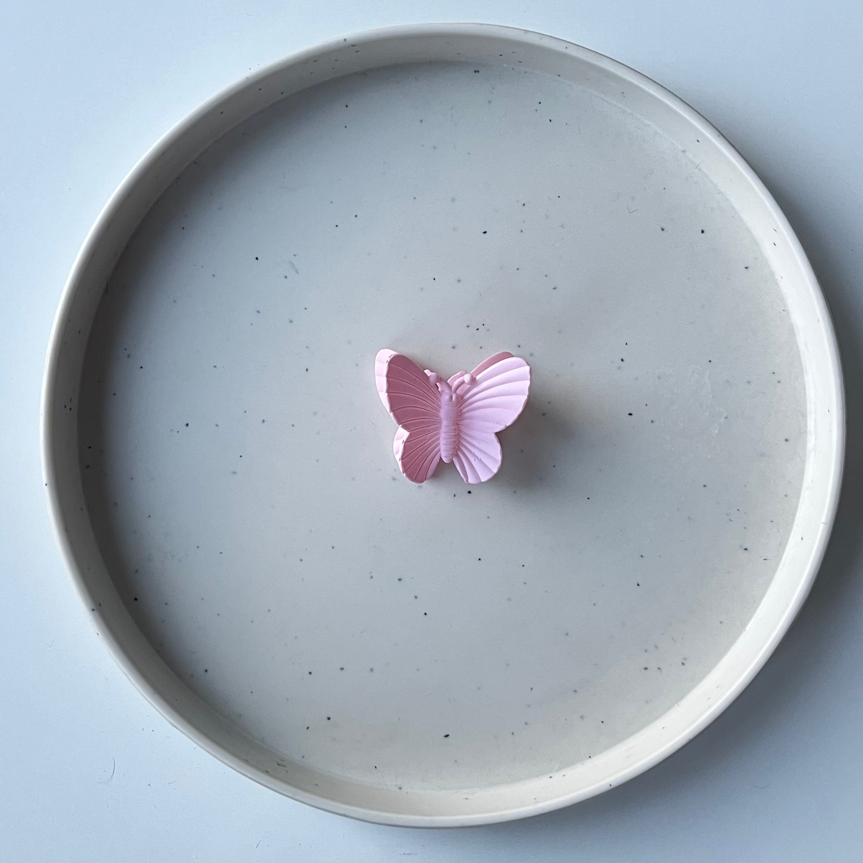 Papillon Matte Claw Clip – Small