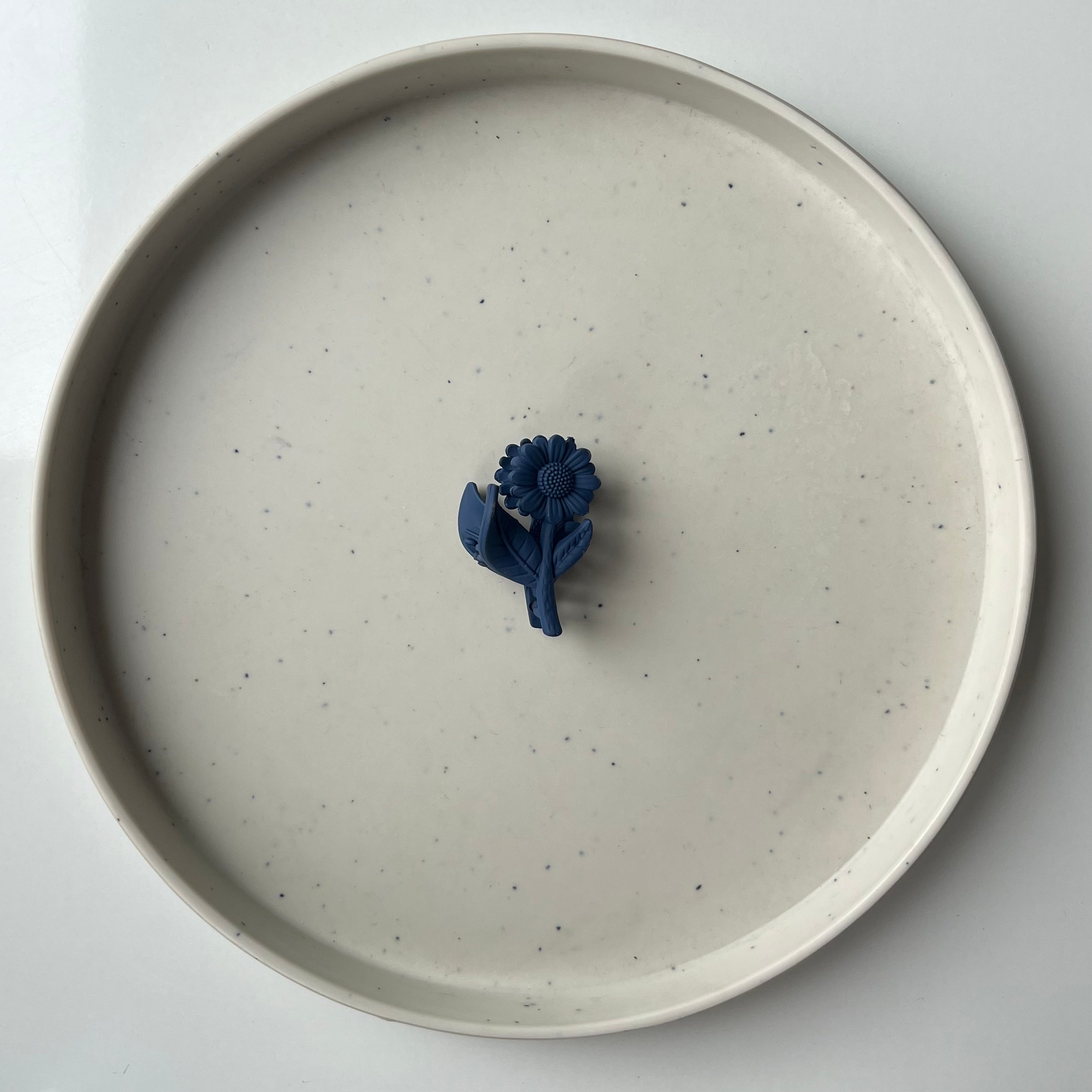 Floria Leaflet Claw Clip – Small