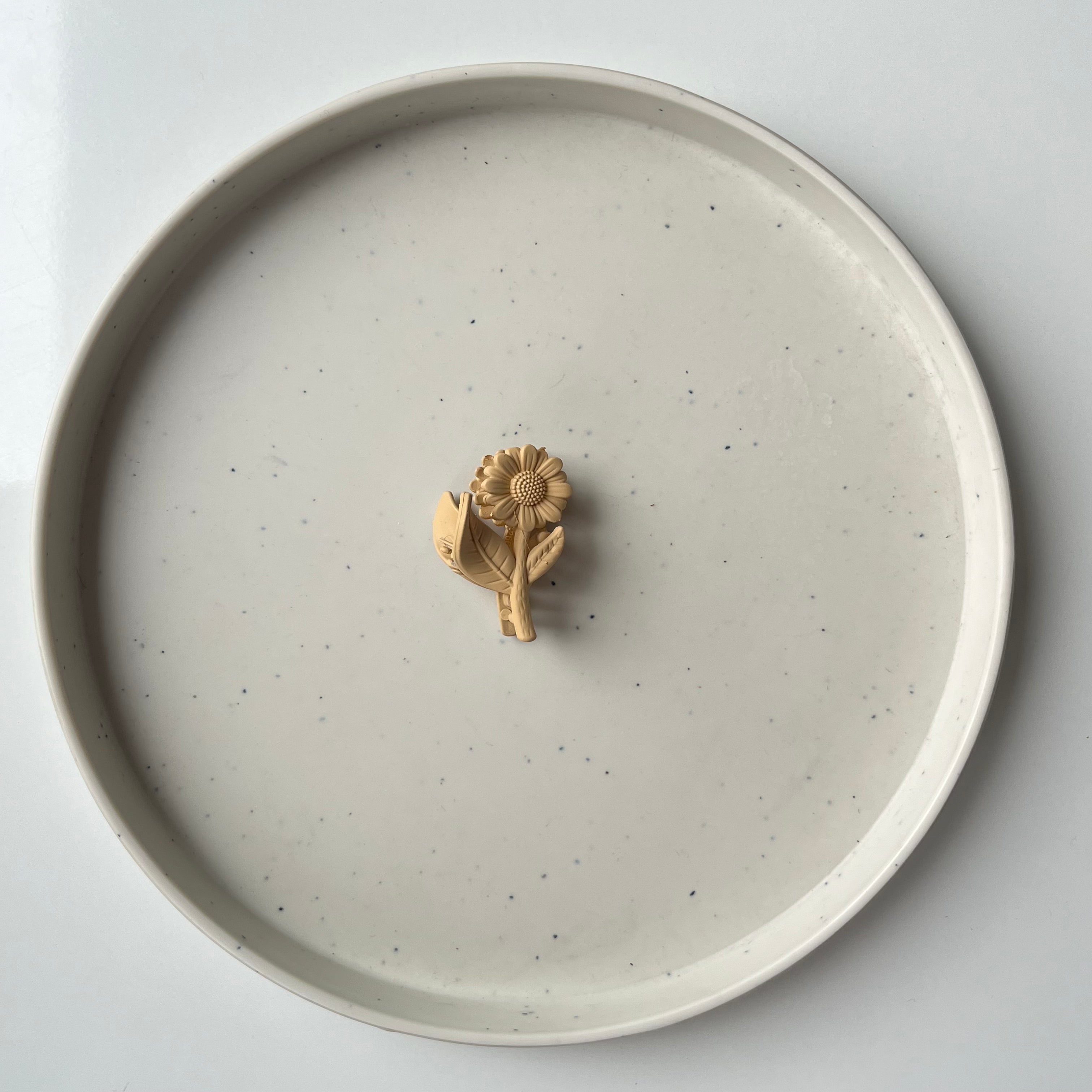 Floria Leaflet Claw Clip – Small