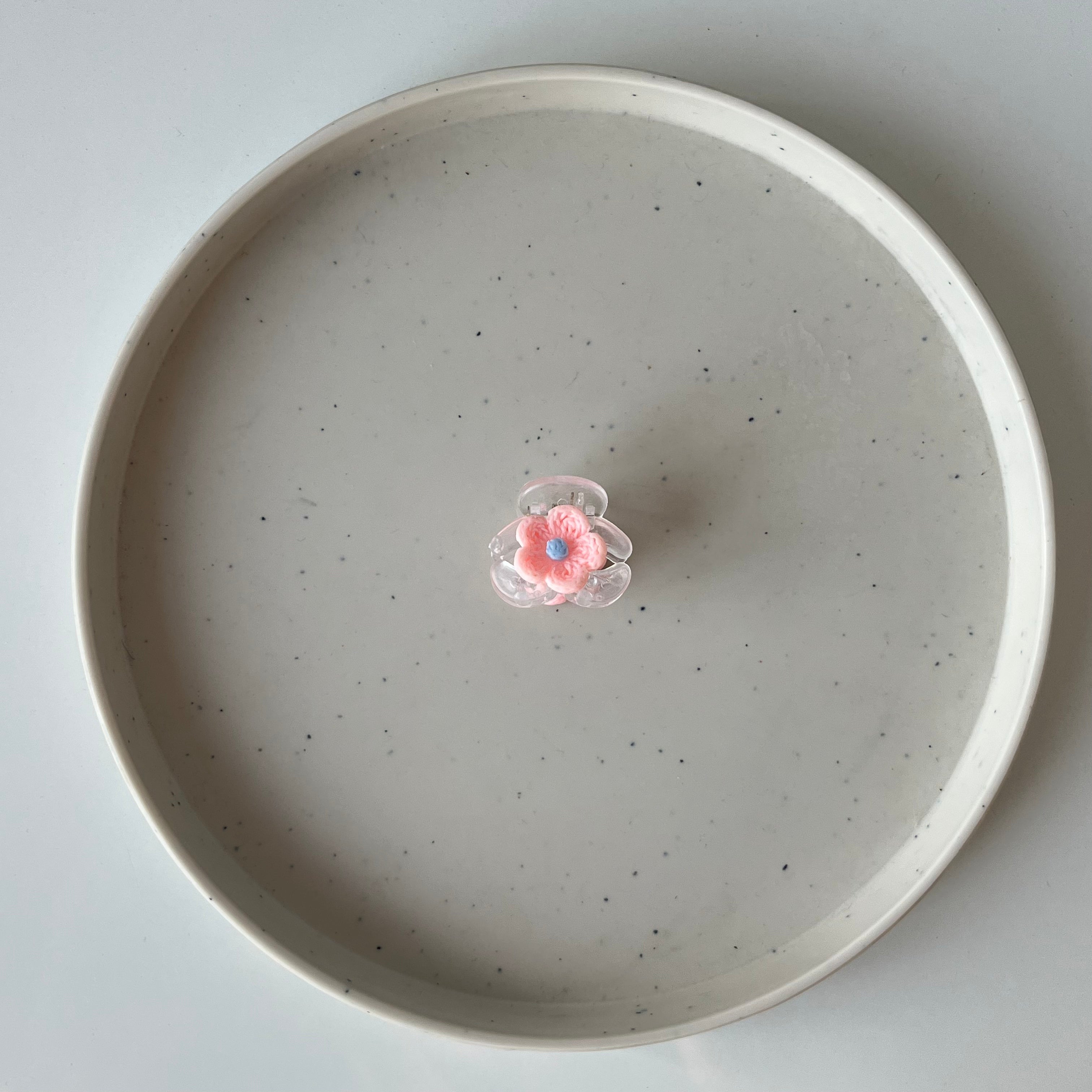 Loomis Crochet Flower Claw Clip – Small