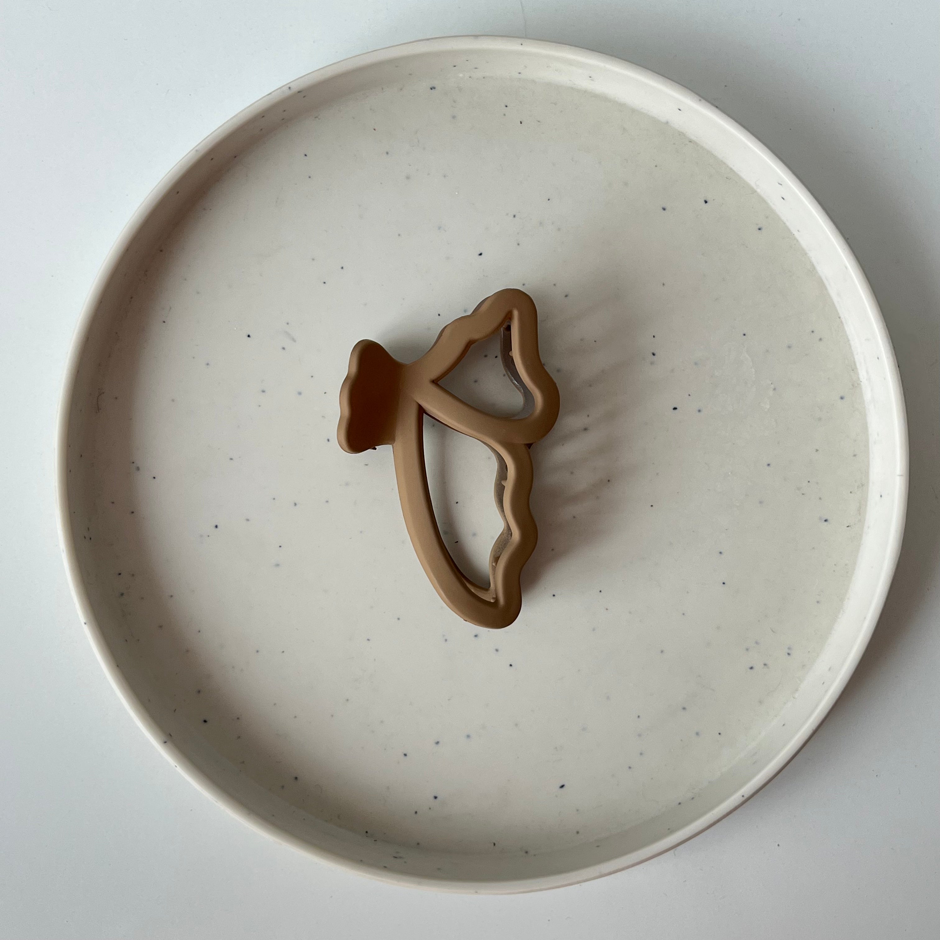 Matte Wing – Large Hair Claw