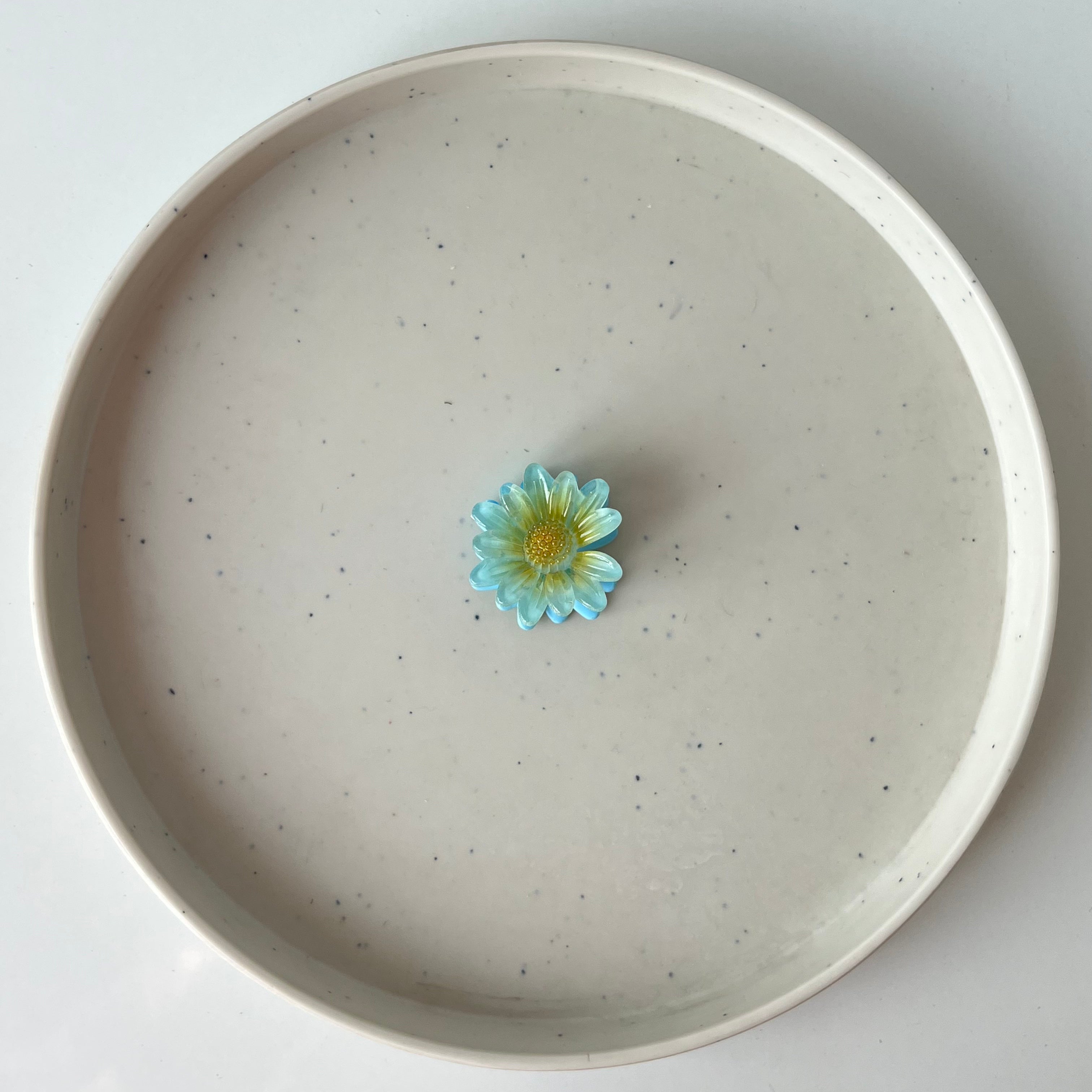 Daisy Bloom – Small Hair Claw