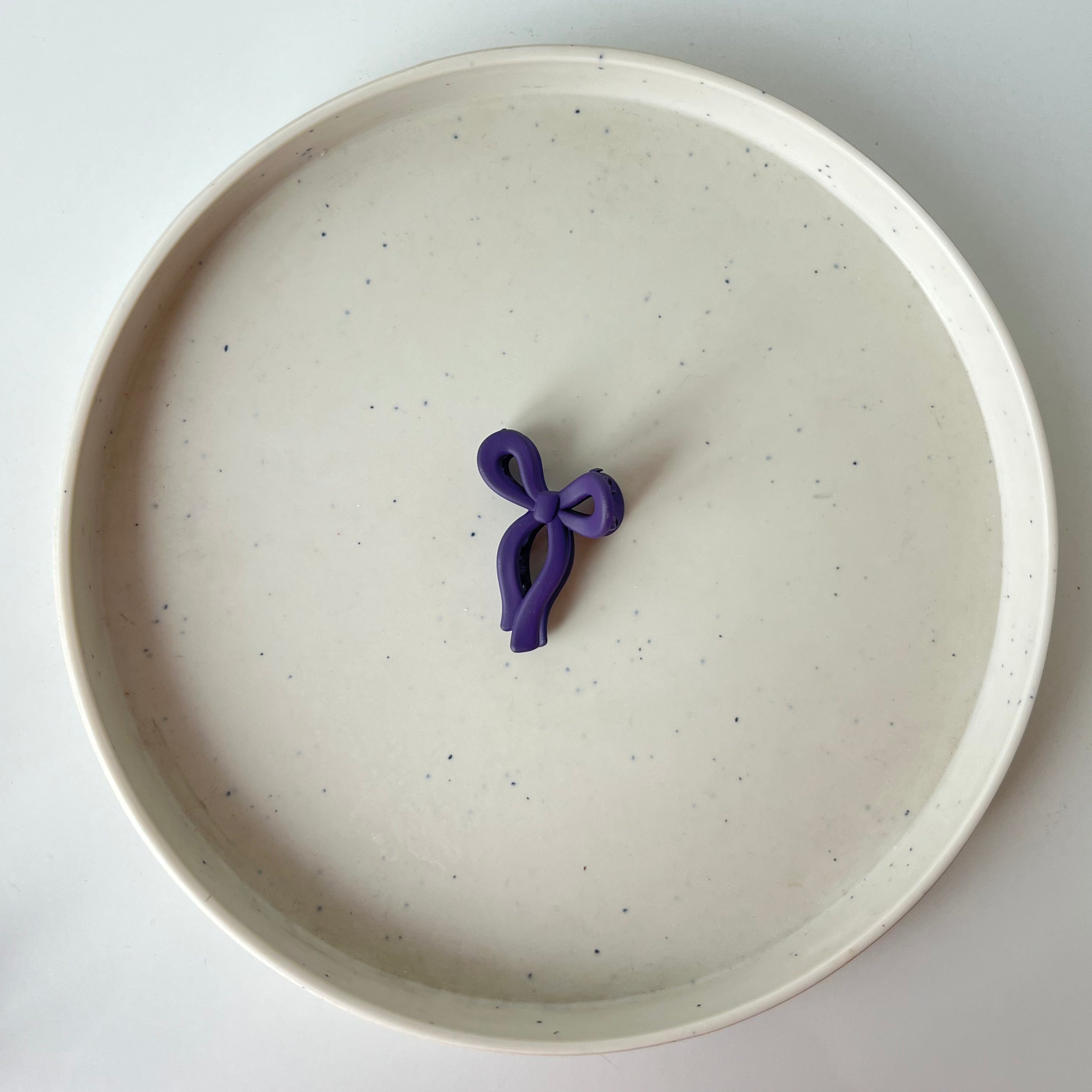 Matte Ribbon – Small Bow Hair Claw