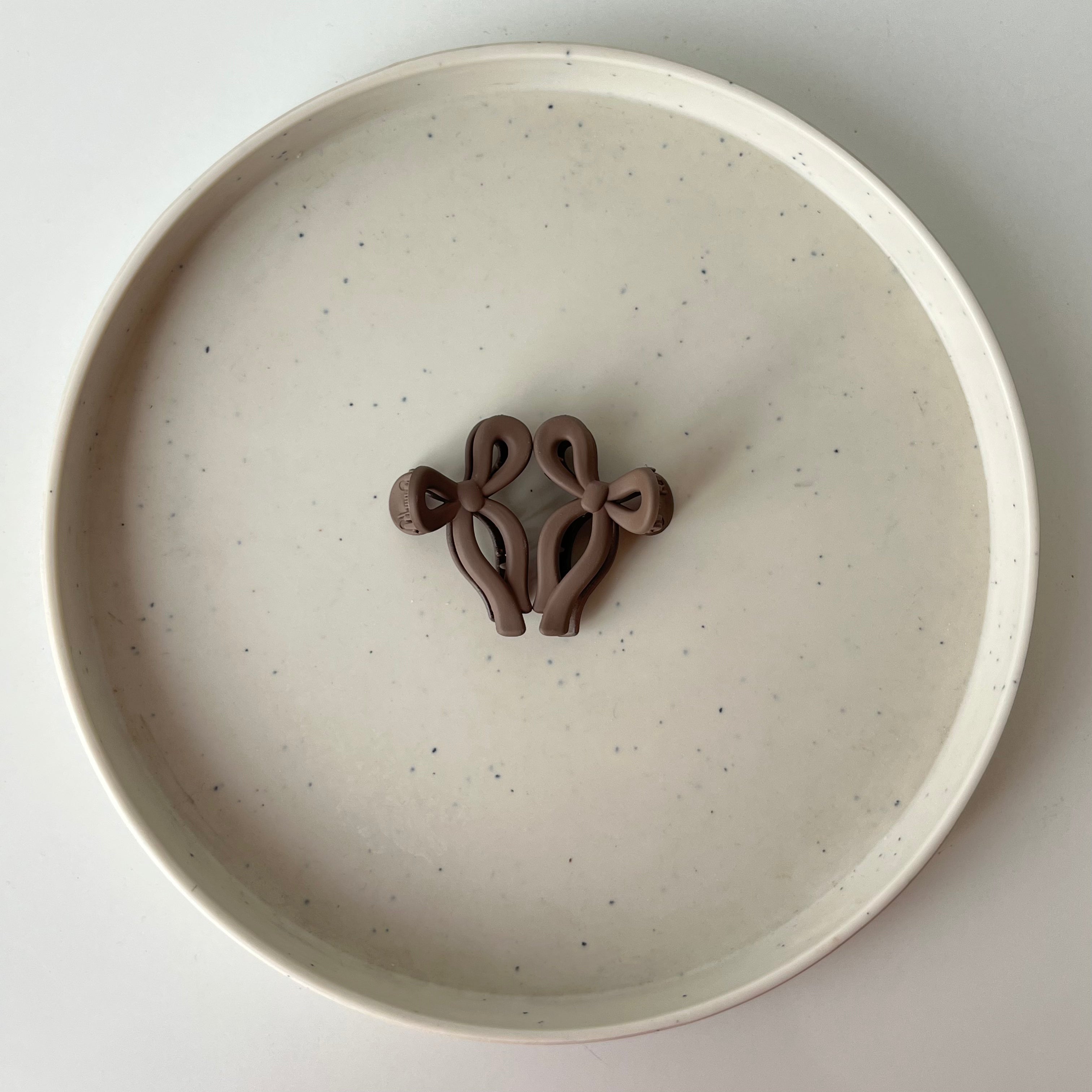 Matte Ribbon – Small Bow Hair Claw