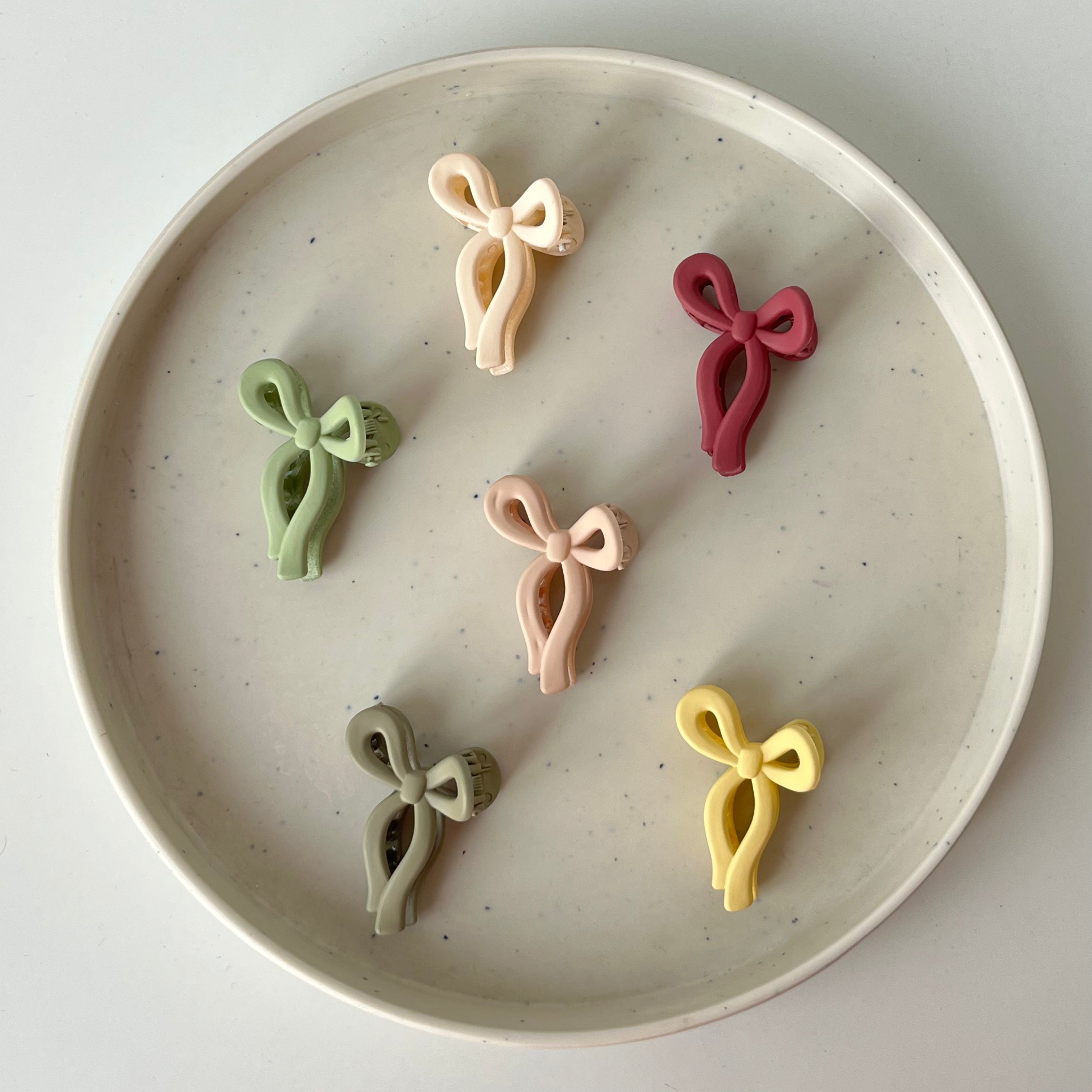 Matte Ribbon – Small Bow Hair Claw (Vault Set of 12)