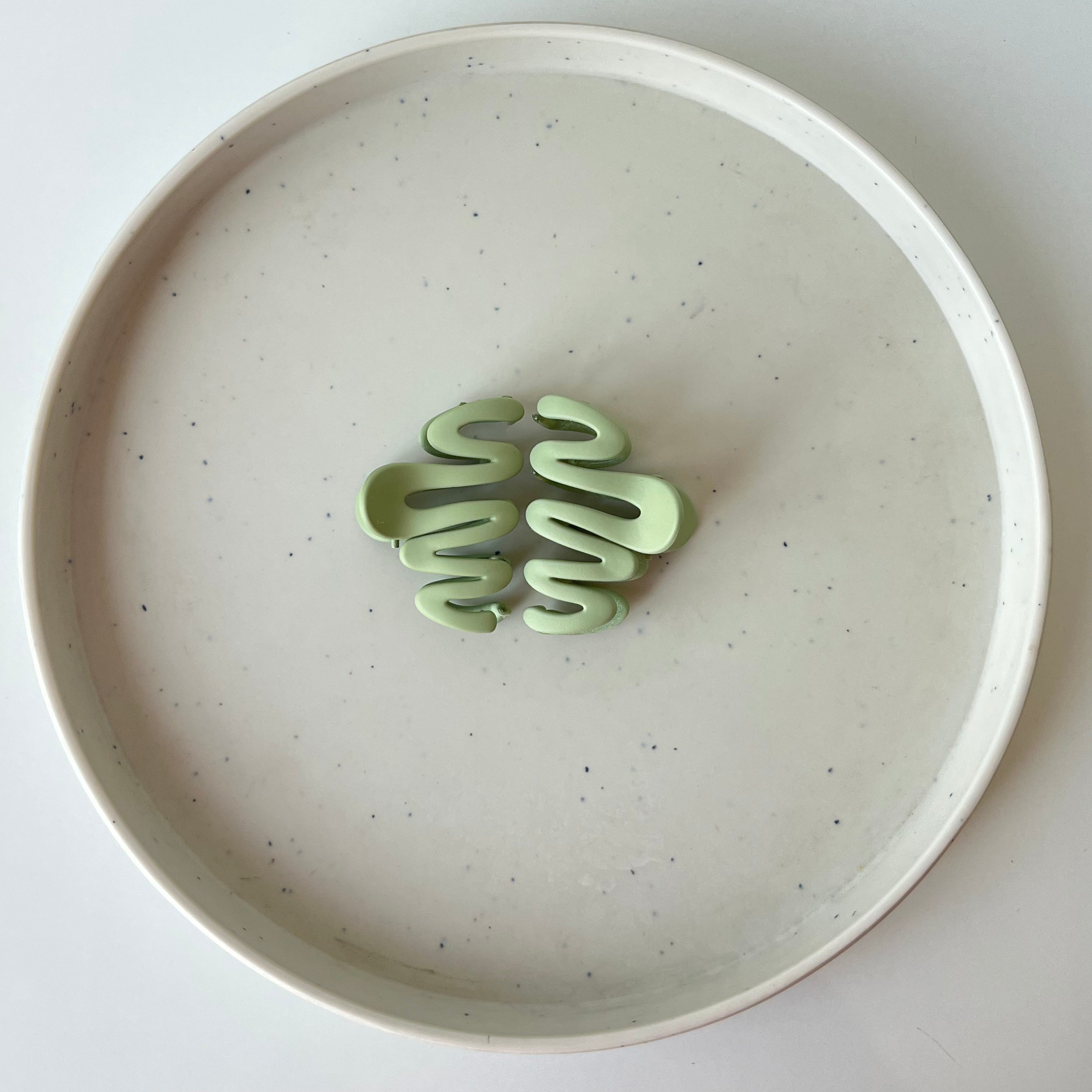 Matte Wave – Small Hair Claw