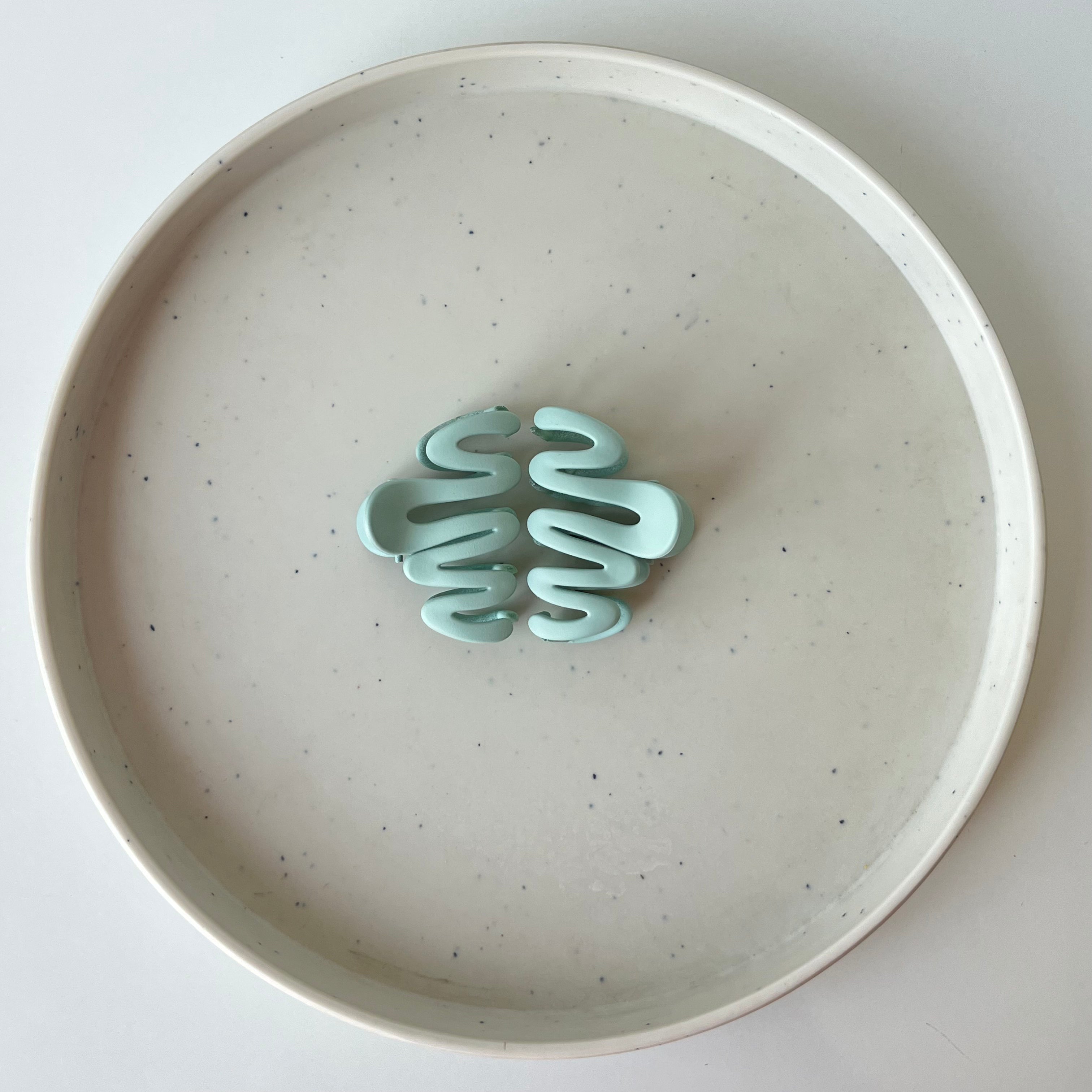 Matte Wave – Small Hair Claw