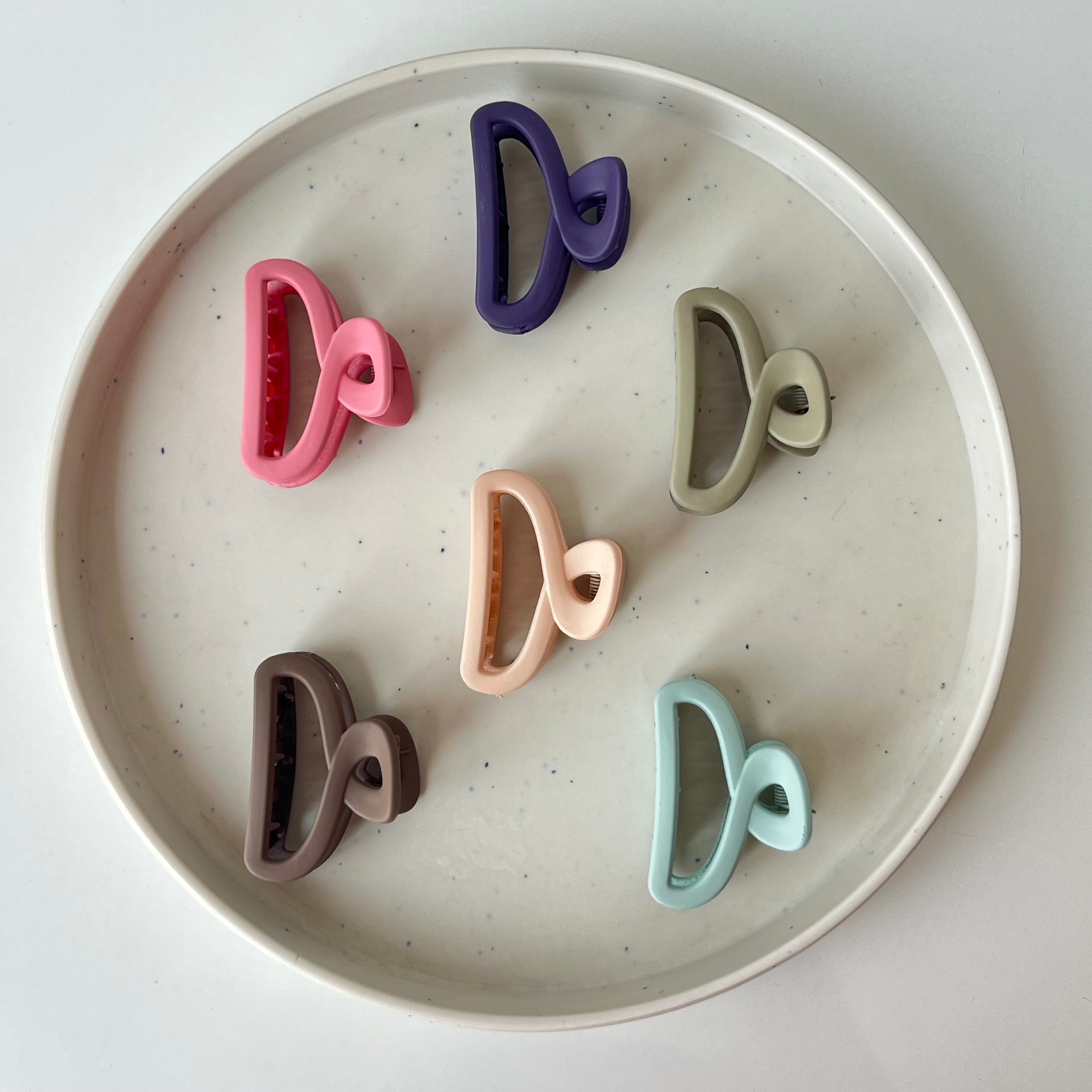 Matte Loop – Small Hair Claw (Vault Set of 12)